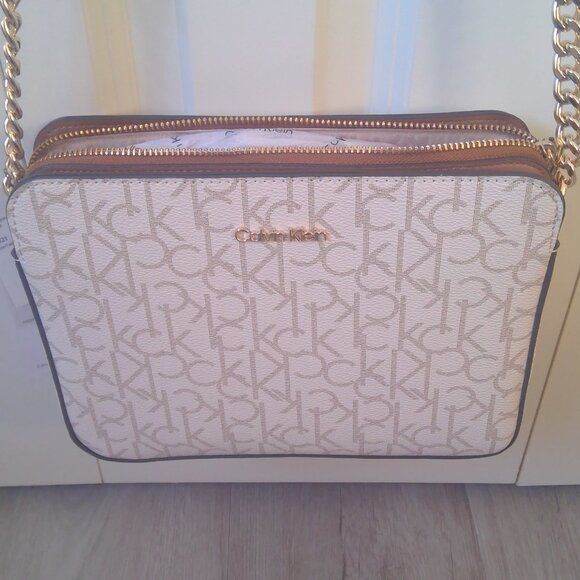 Calvin Klein Crossbody - NWT - Picture 1 of 6